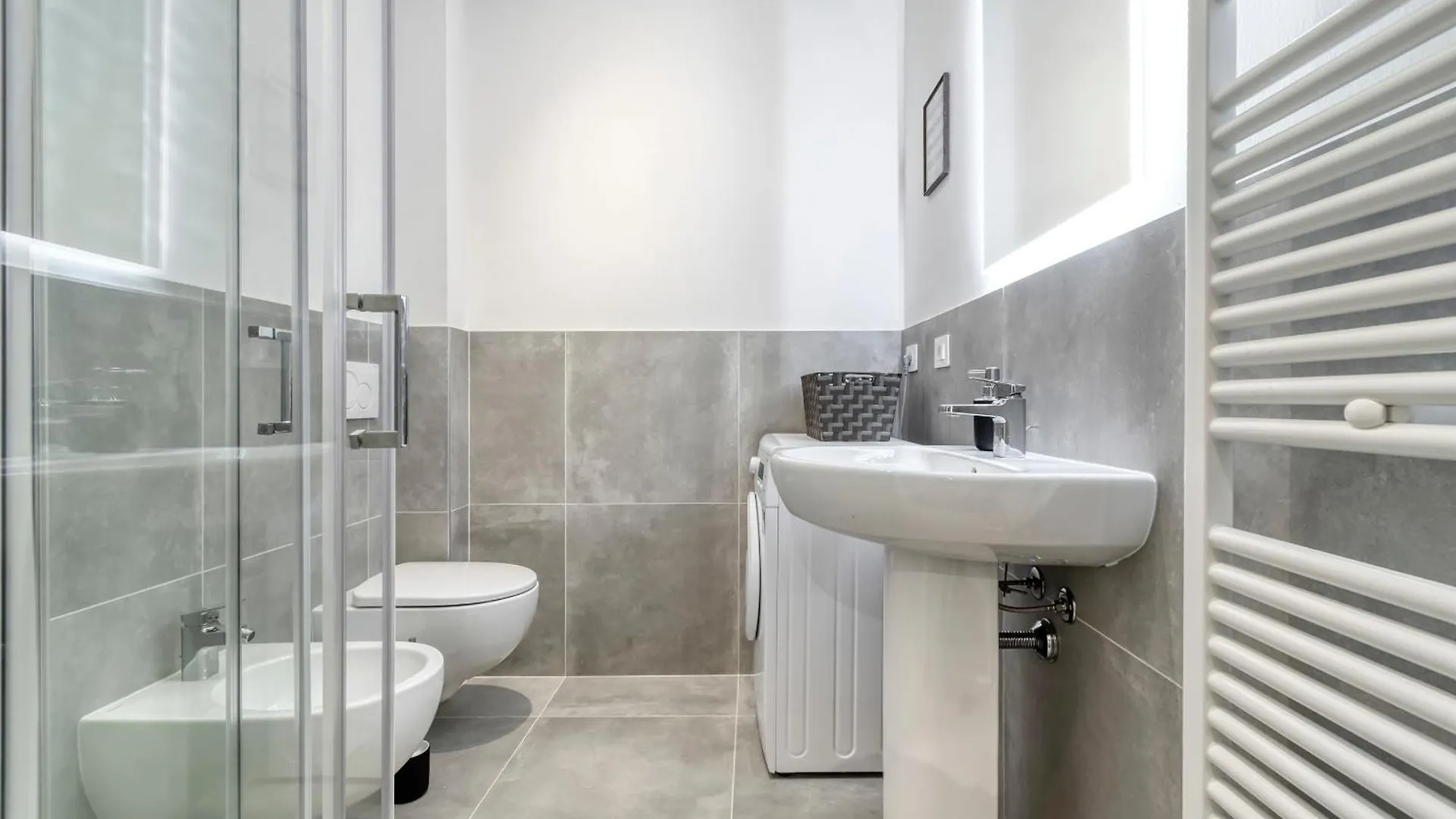 شقة Carbonara Palace 3 - Luxury Comfort Under Medieval Towers بولونيا إيطاليا