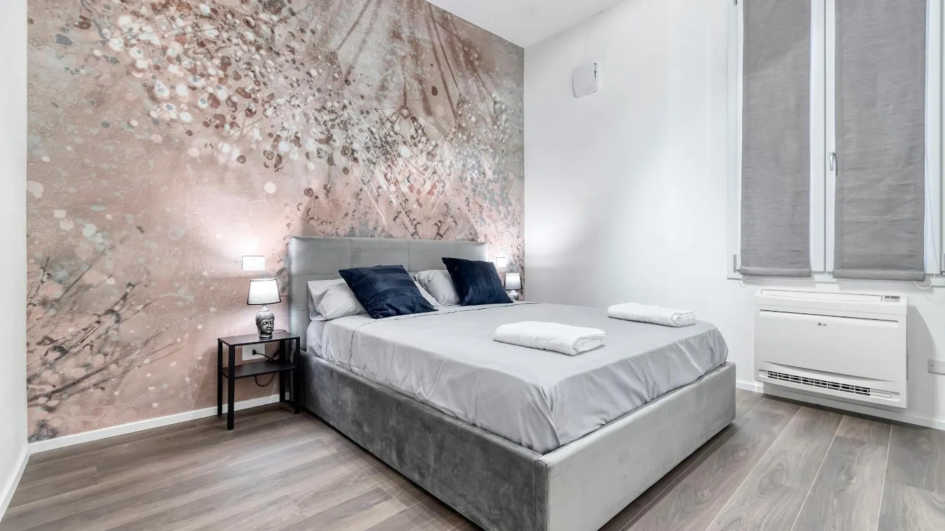 شقة Carbonara Palace 3 - Luxury Comfort Under Medieval Towers بولونيا إيطاليا